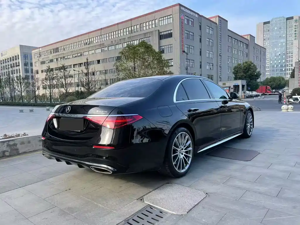 MERCEDES-BENZ S CLASS