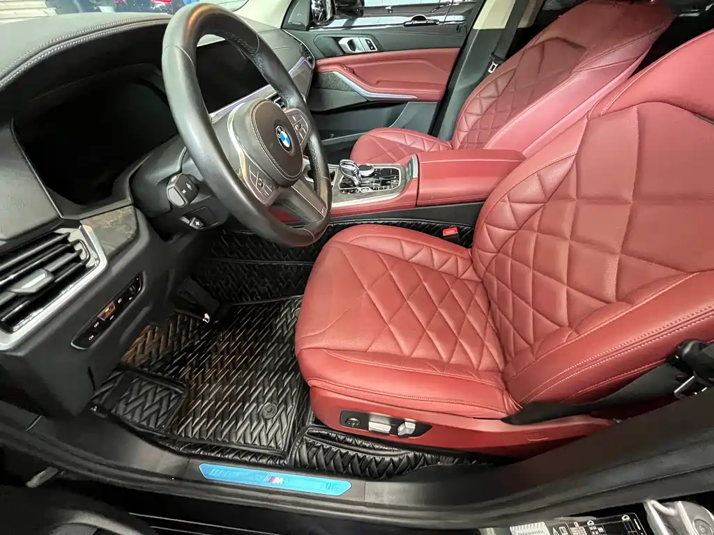 BMW X5 2022 xDrive 30Li M Sport