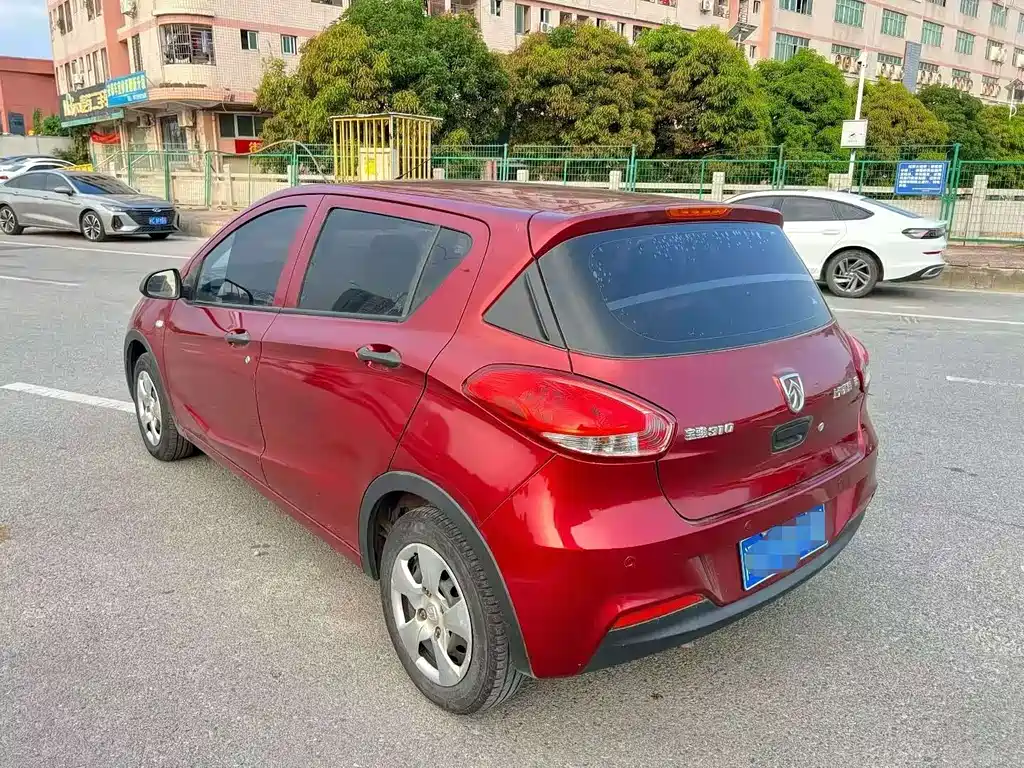 BAOJUN 310