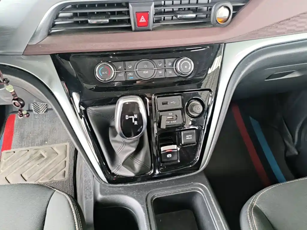 JAC Refine Refine M3 — миниатюра 14
