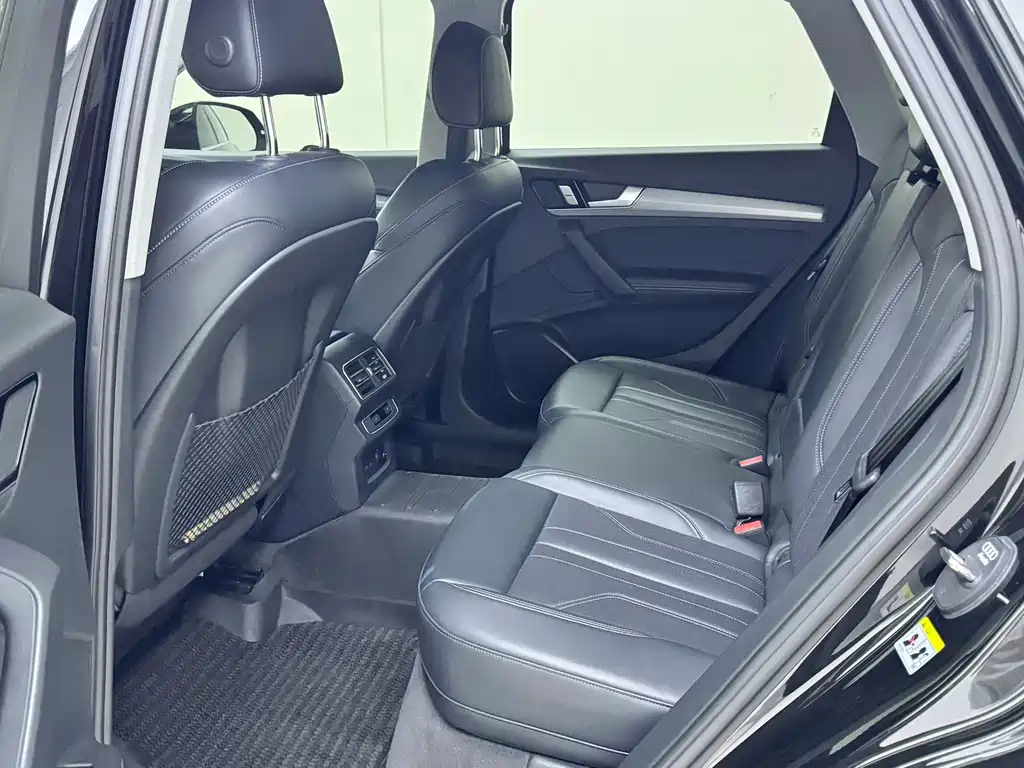 Audi Q5L — миниатюра 6