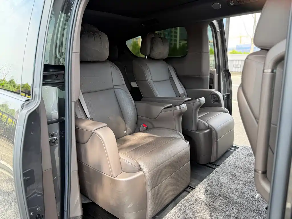 Li Auto Li MEGA — миниатюра 11