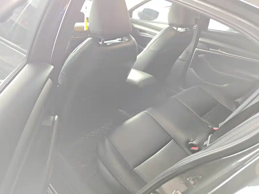 Mazda 3 Axela — миниатюра 11
