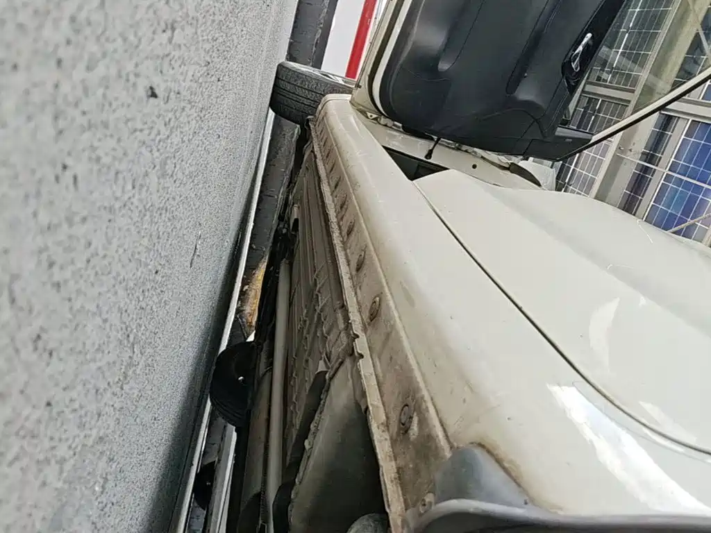 Nissan Tiida — миниатюра 22
