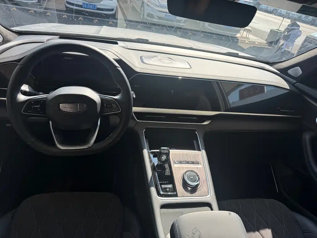 Geely Xingyue L — миниатюра 4