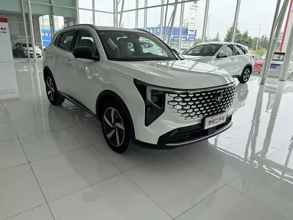 Changan CS55 Plus PHEV - фото 3