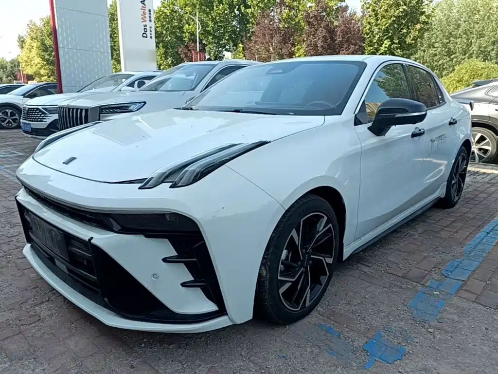 Lynk & Co 03 — миниатюра 2