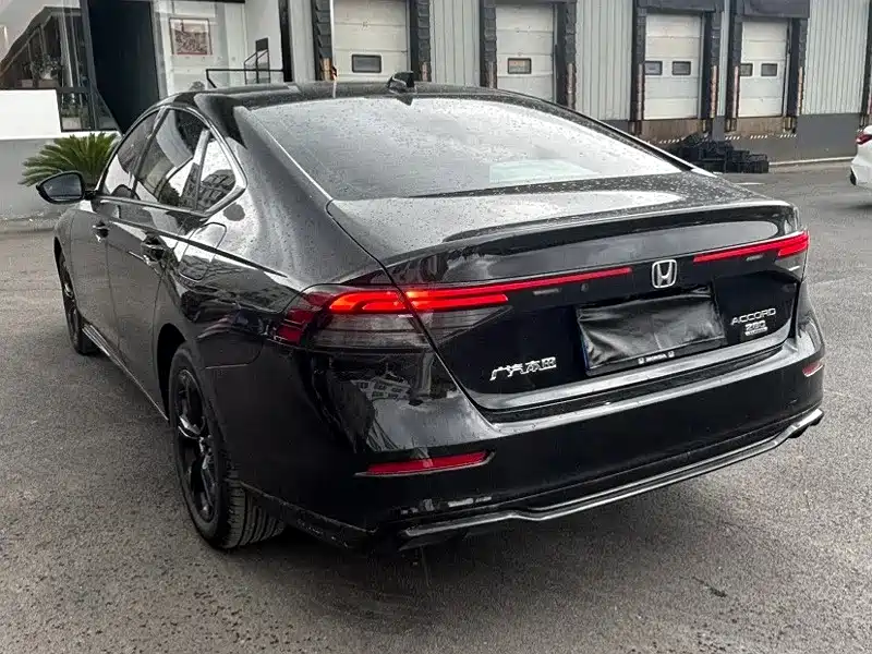 Honda Accord — миниатюра 7