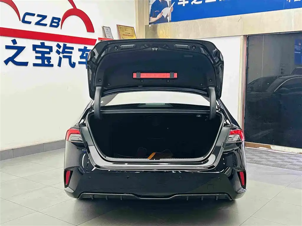 Honda Inspire — миниатюра 9