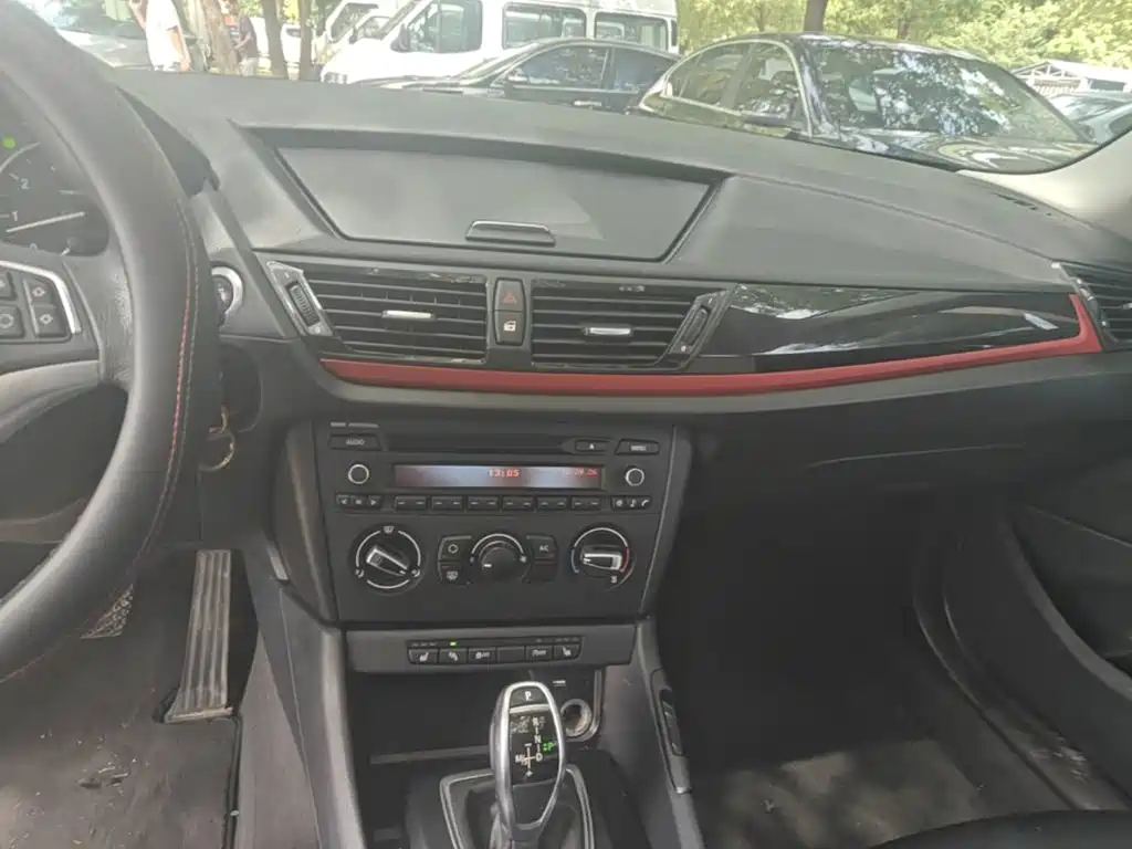 BMW X1 — миниатюра 13
