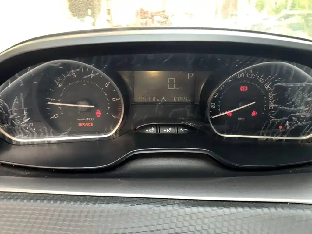 Peugeot 2008 — миниатюра 12