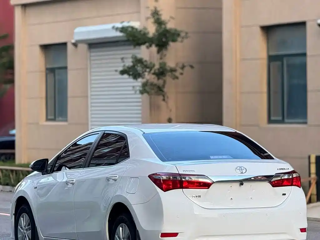Toyota Corolla — миниатюра 9