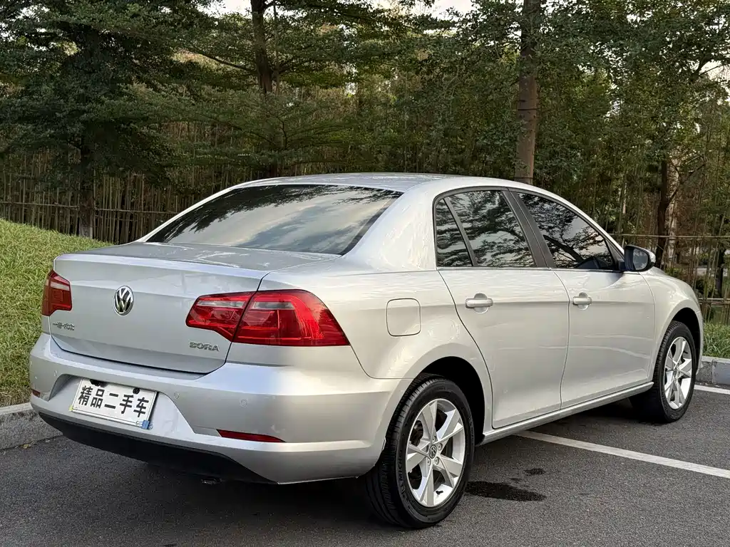 Volkswagen Bora — миниатюра 8