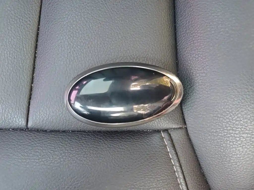 BYD MAX — миниатюра 9