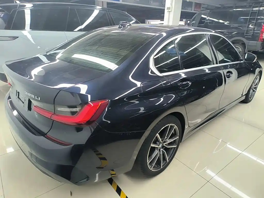 BMW 3 Series — миниатюра 7
