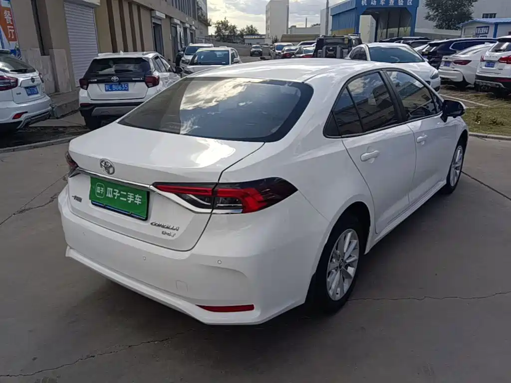 Toyota Corolla — миниатюра 7