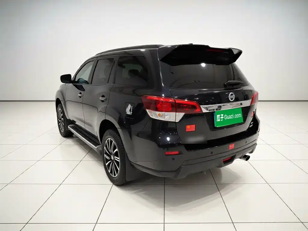 Nissan Terra — миниатюра 4
