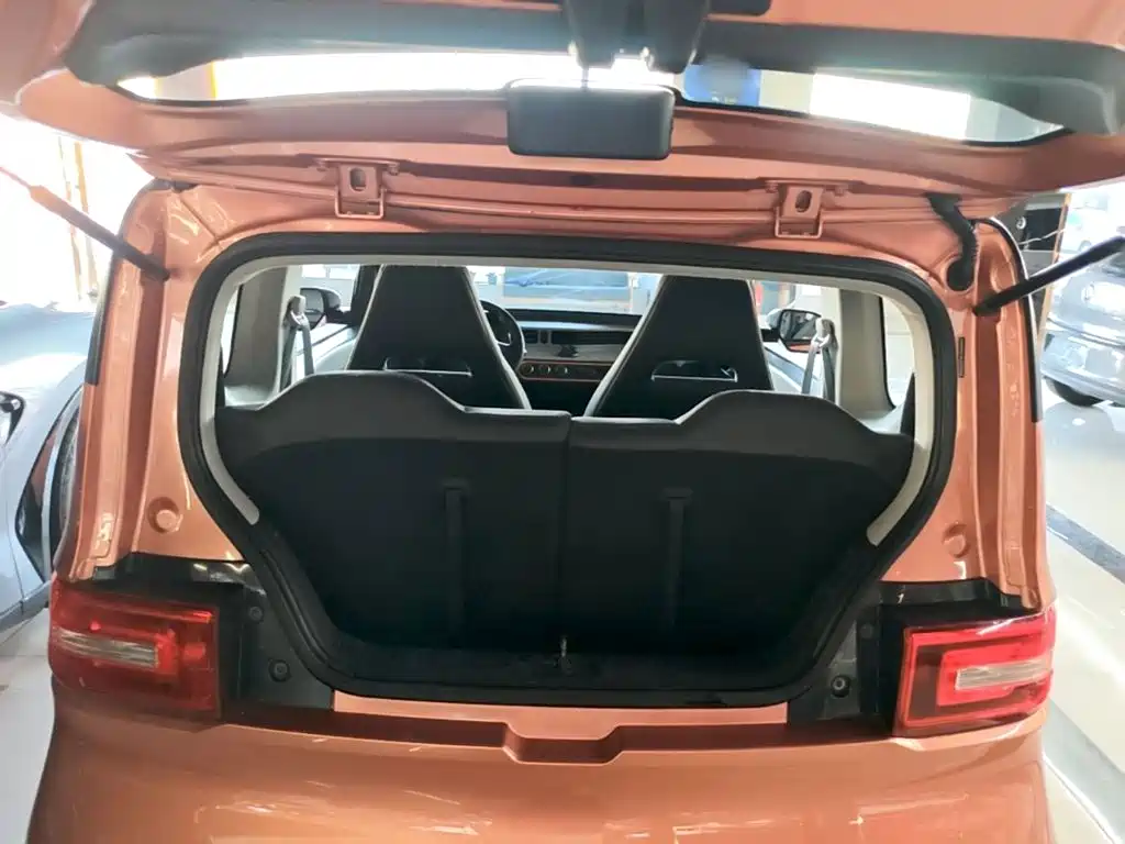 Wuling MINIEV — миниатюра 19