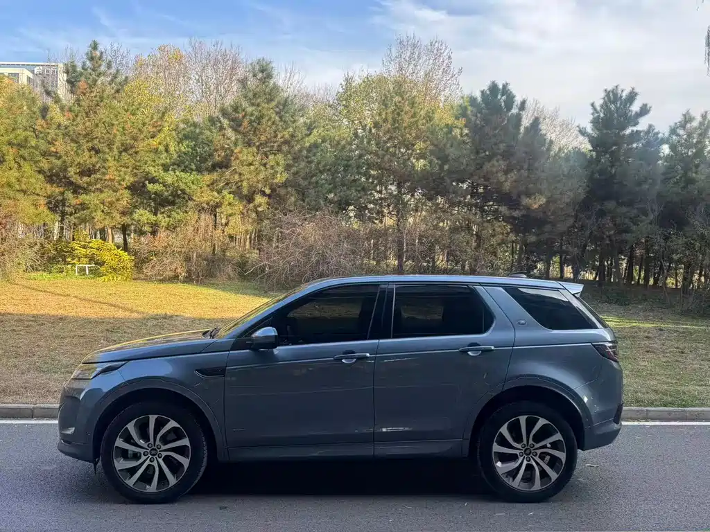 LAND ROVER DISCOVER SPORTS