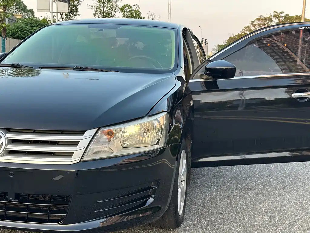 Volkswagen Santana — миниатюра 16