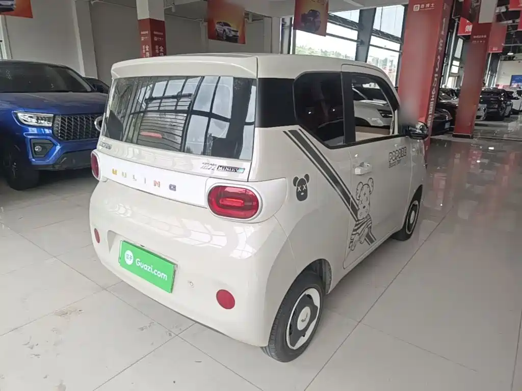 Wuling MINIEV — миниатюра 7