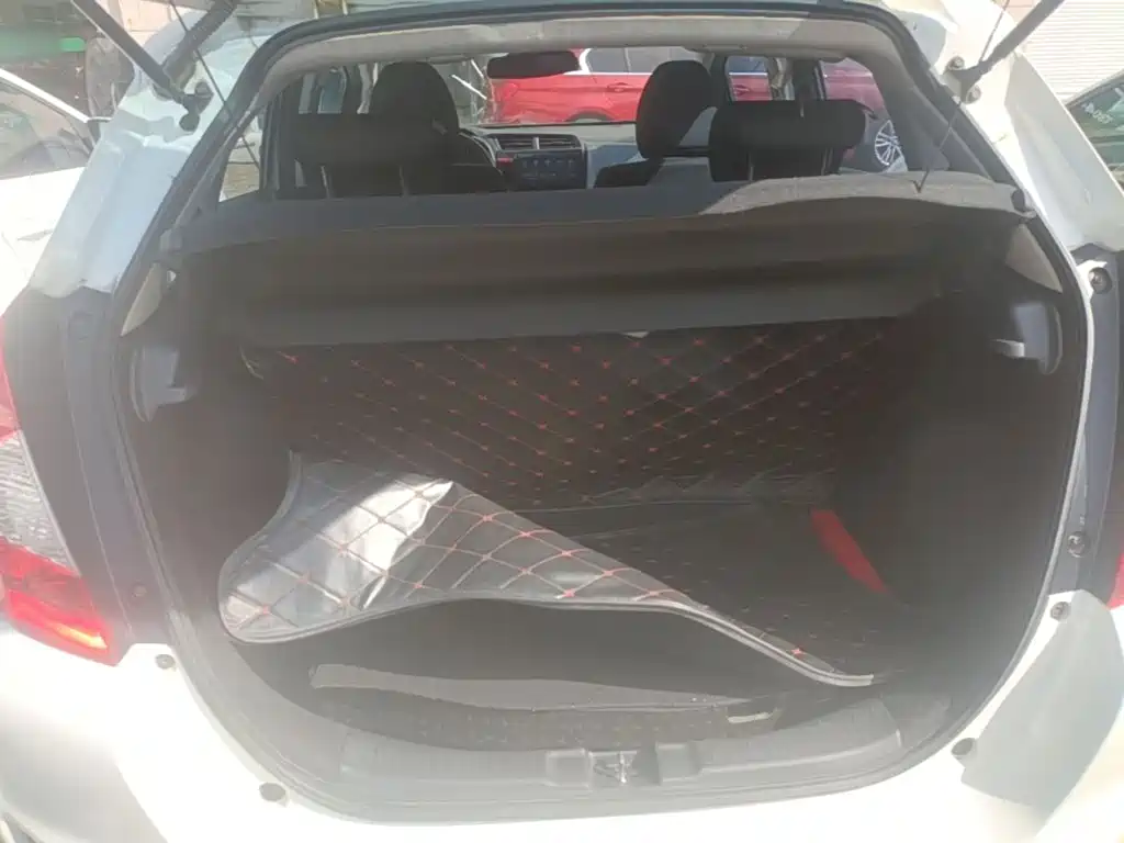 Honda Fit — миниатюра 19