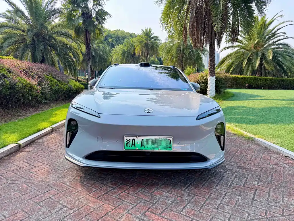 NIO ET5 — миниатюра 2