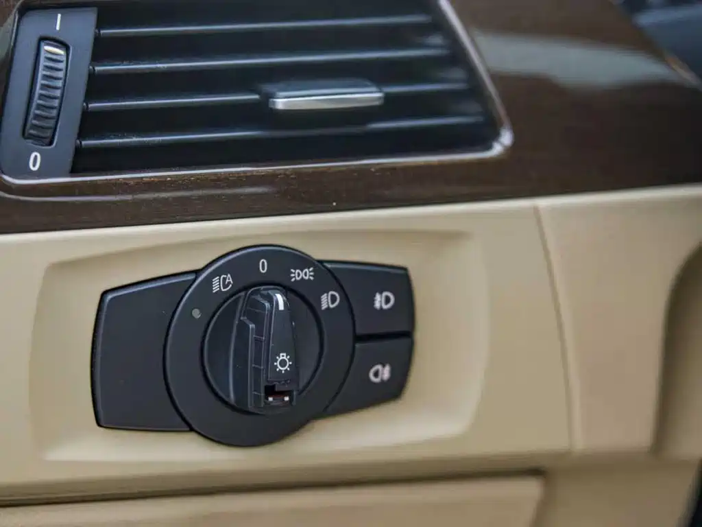 BMW 3 Series — миниатюра 26
