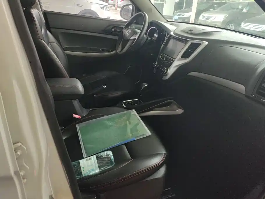 Changan CS35 — миниатюра 8