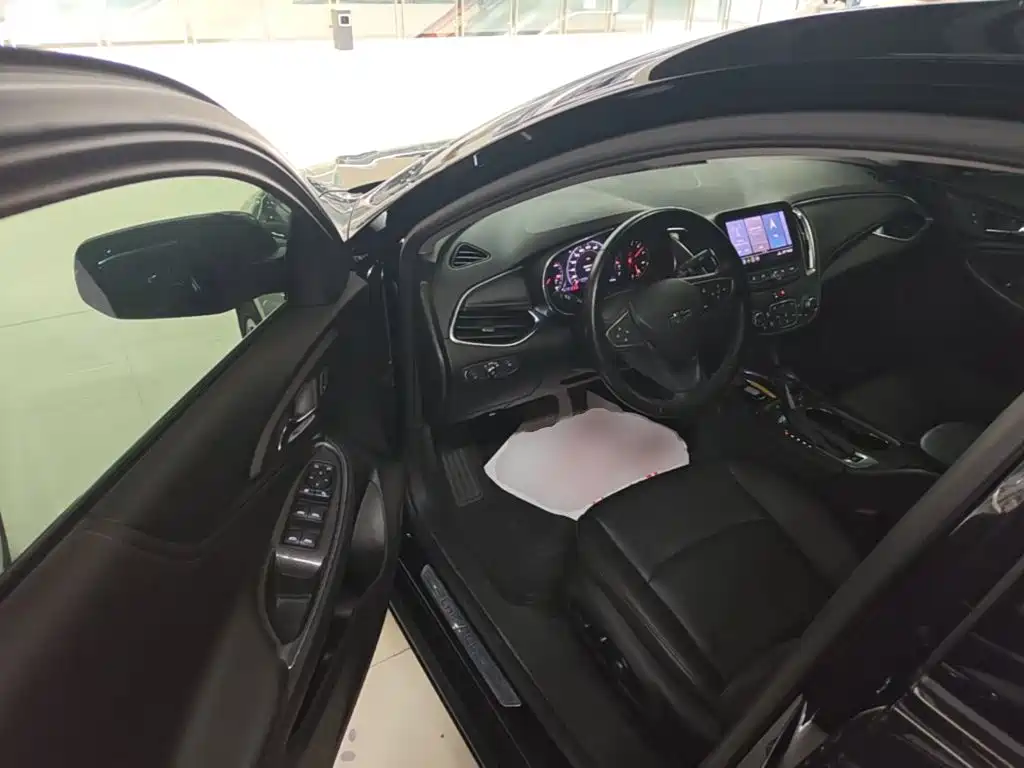 Chevrolet Malibu XL — миниатюра 16