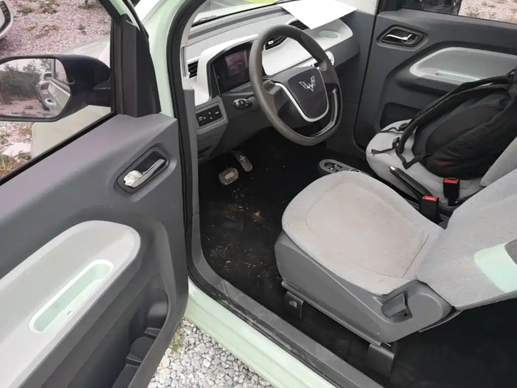 Wuling MINIEV — миниатюра 16