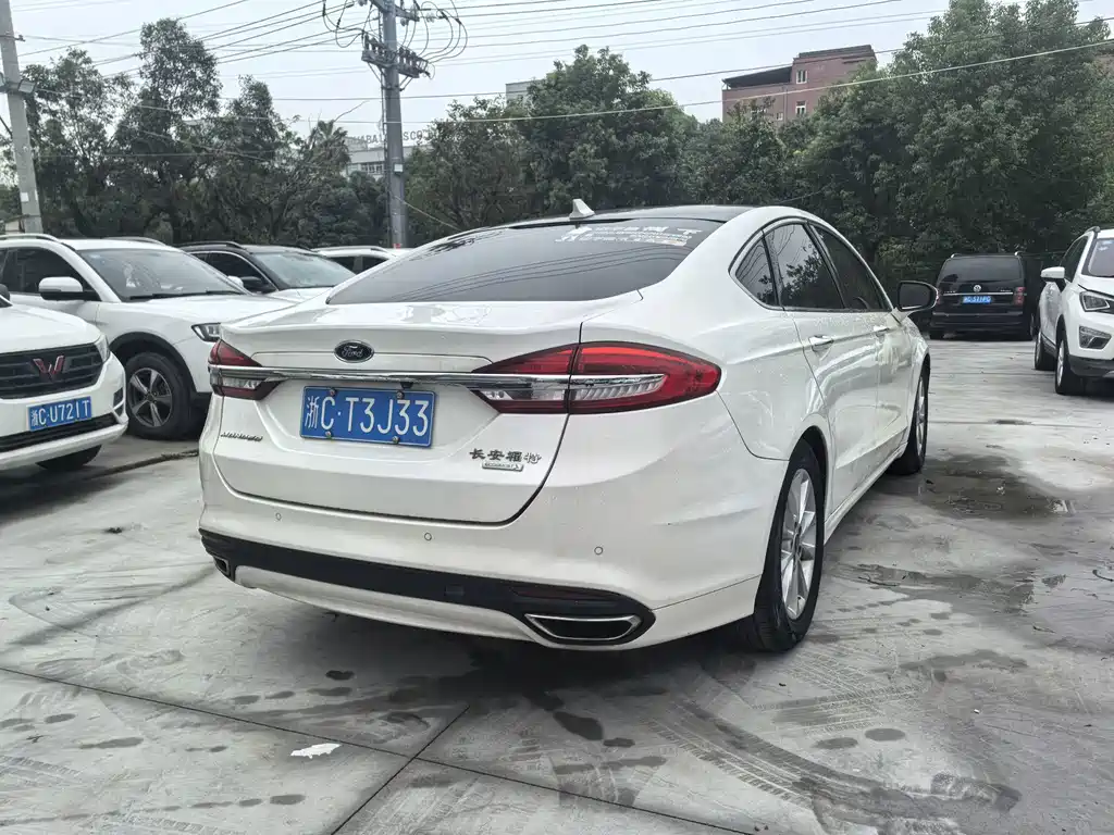 Ford Mondeo — миниатюра 3