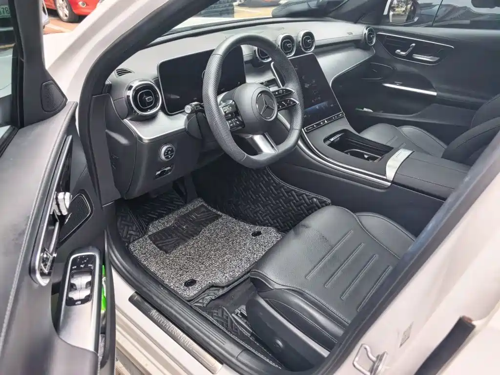 Mercedes-Benz C-Class — миниатюра 17