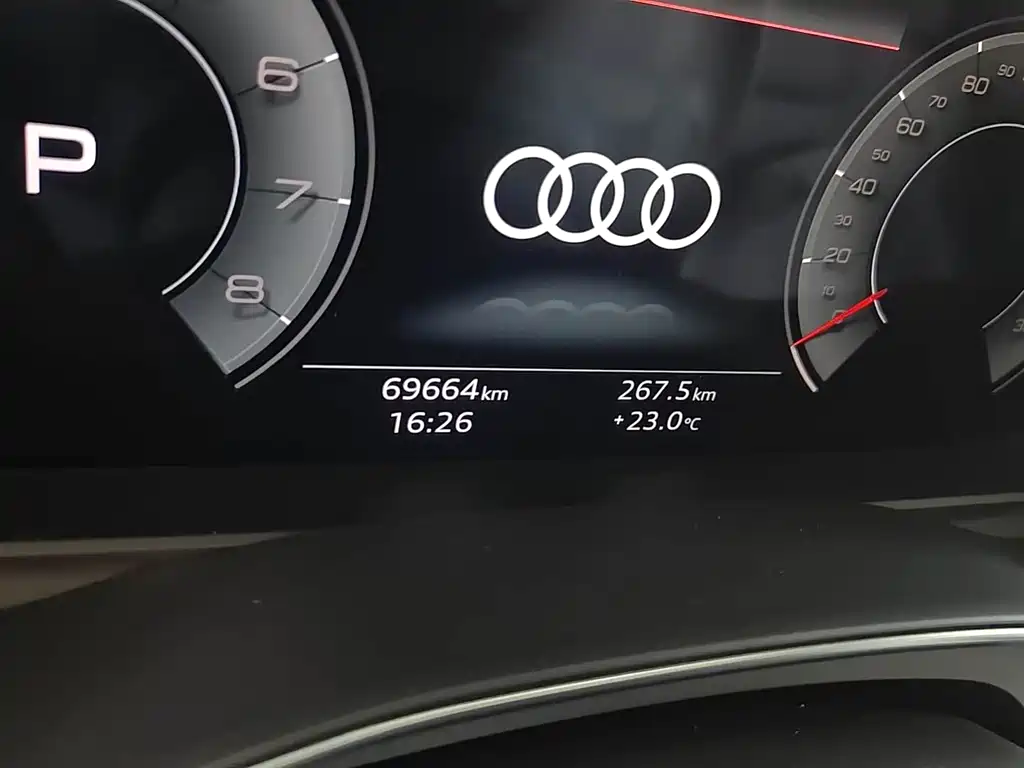 Audi A6L — миниатюра 10
