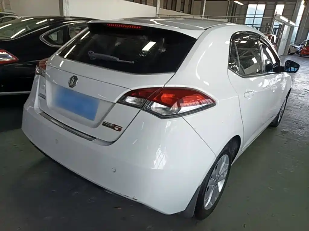 MG MG5 — миниатюра 7