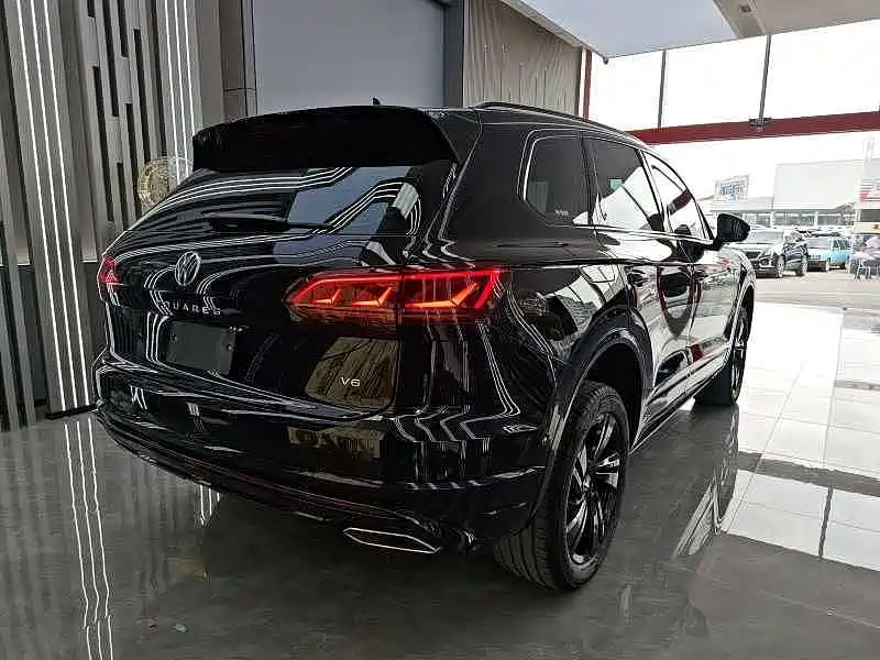 Volkswagen Touareg — миниатюра 4