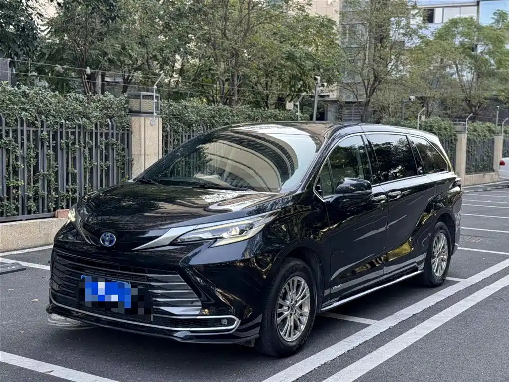 Toyota Sienna 2022