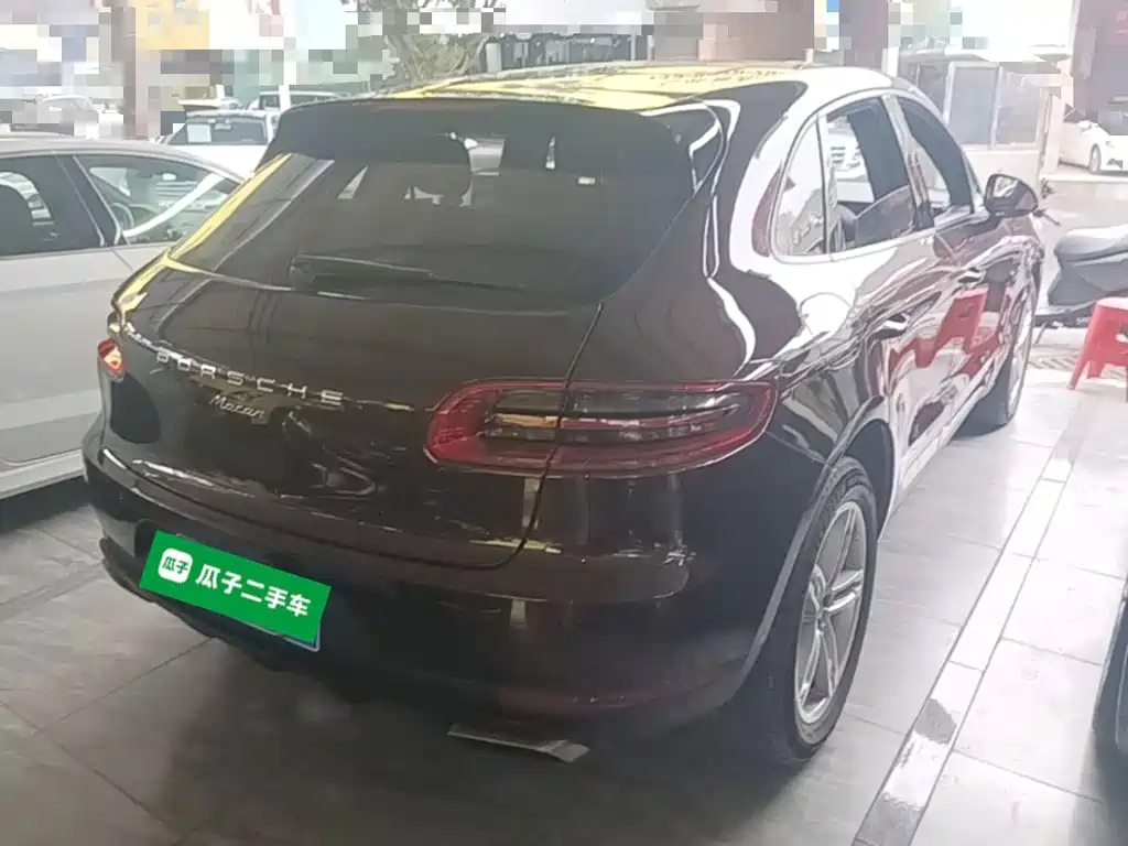 Porsche Macan — миниатюра 7