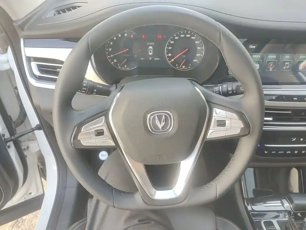 Changan CS35PLUS — миниатюра 11