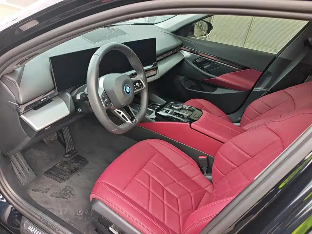 BMW i5 — миниатюра 11