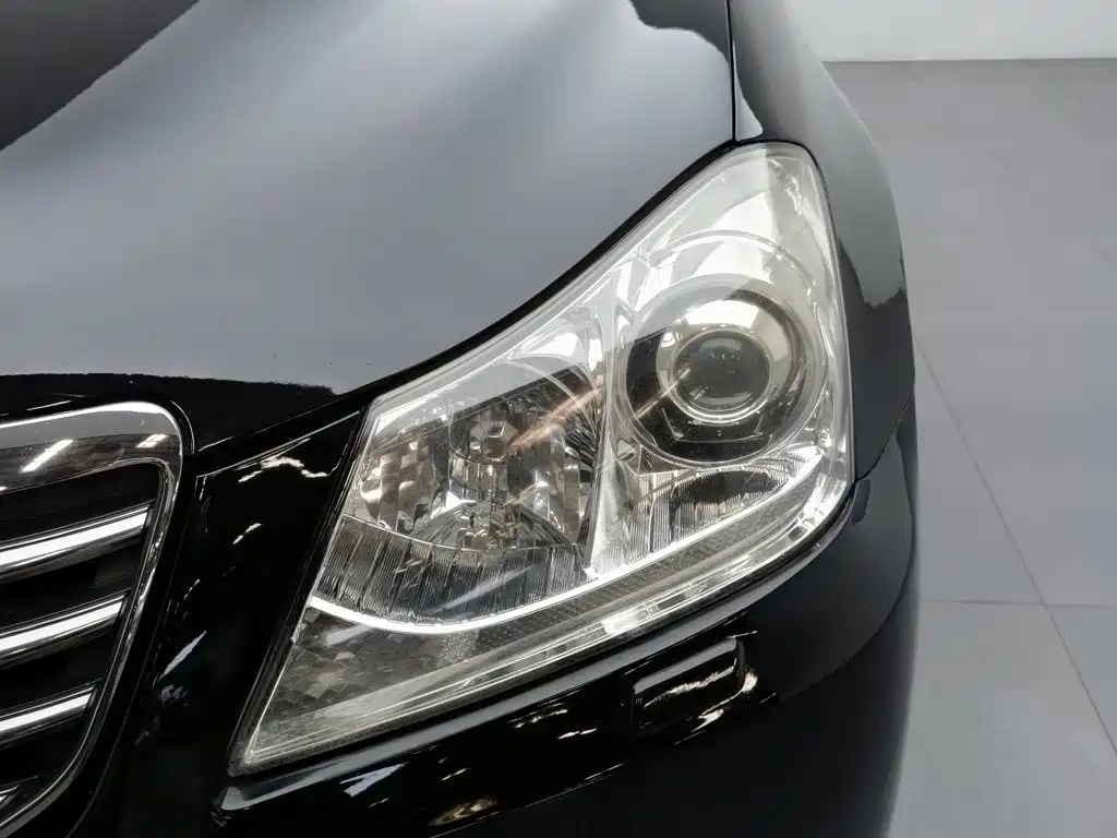 Toyota Crown 2010 2.5L Royal
