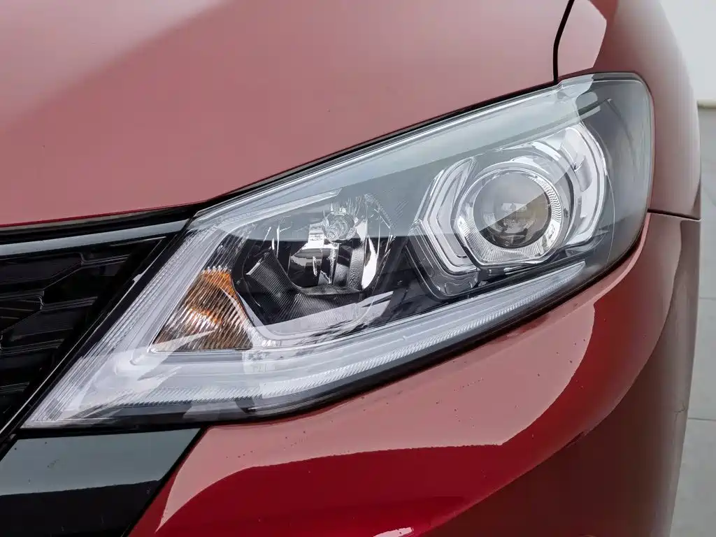 Nissan Tiida 2024 1.6L CVT