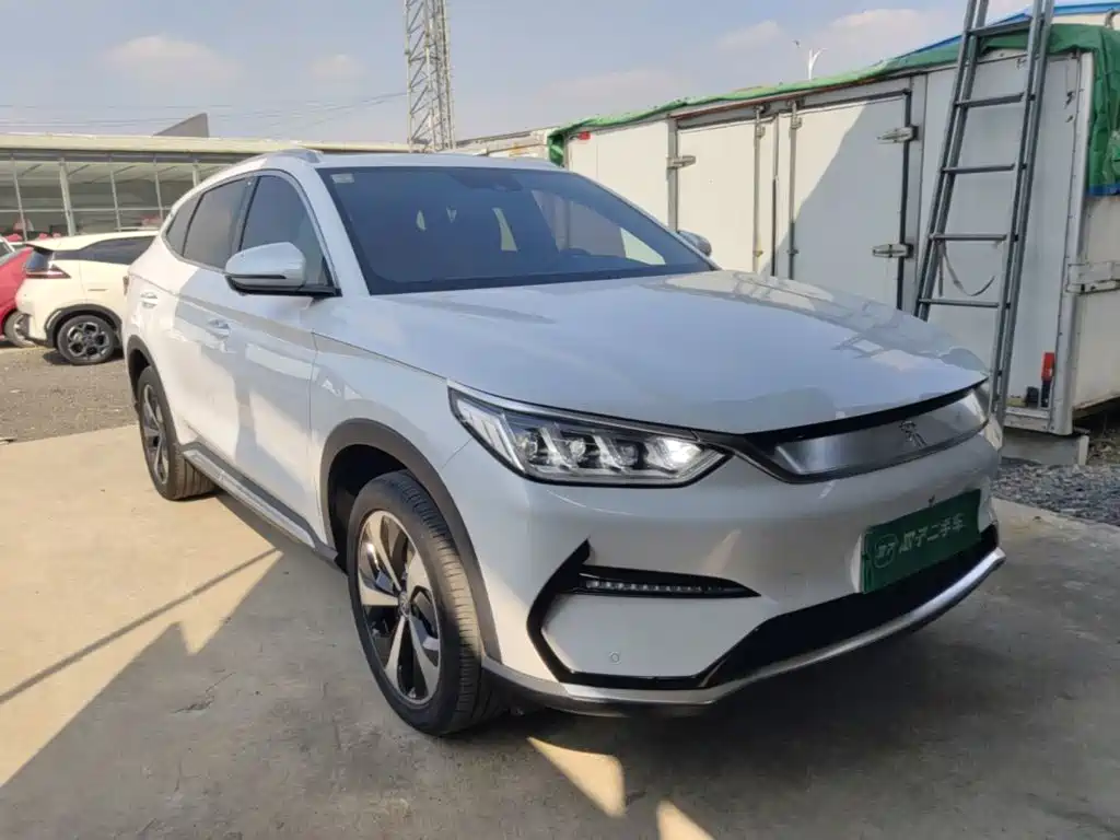 BYD PLUS New Energy — миниатюра 4