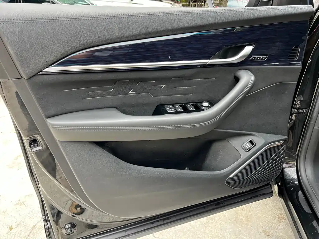 Geely Xingyue L — миниатюра 7
