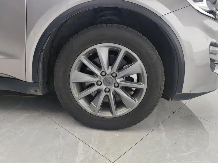 Geely Jia Ji — миниатюра 6