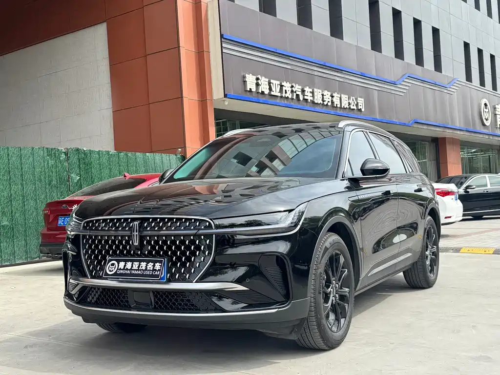 Lincoln Nautilus 2025