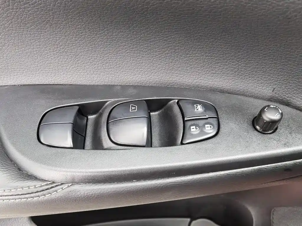 Nissan Tiida 2024 1.6L CVT
