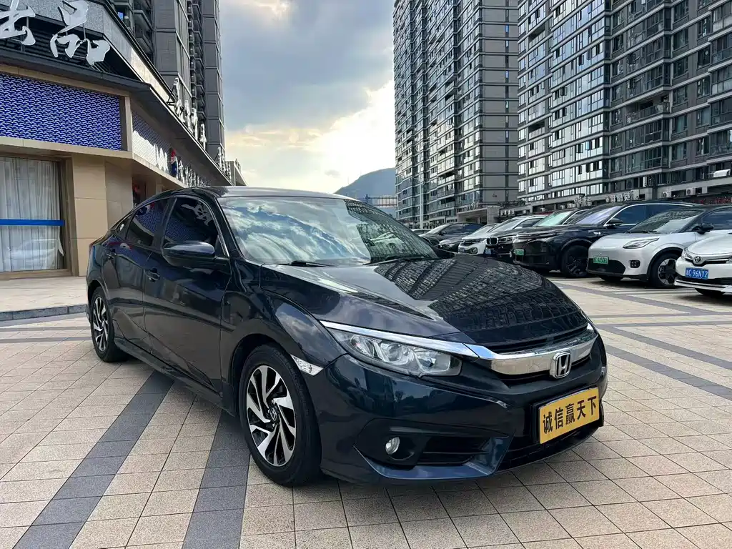 Honda Civic — миниатюра 3