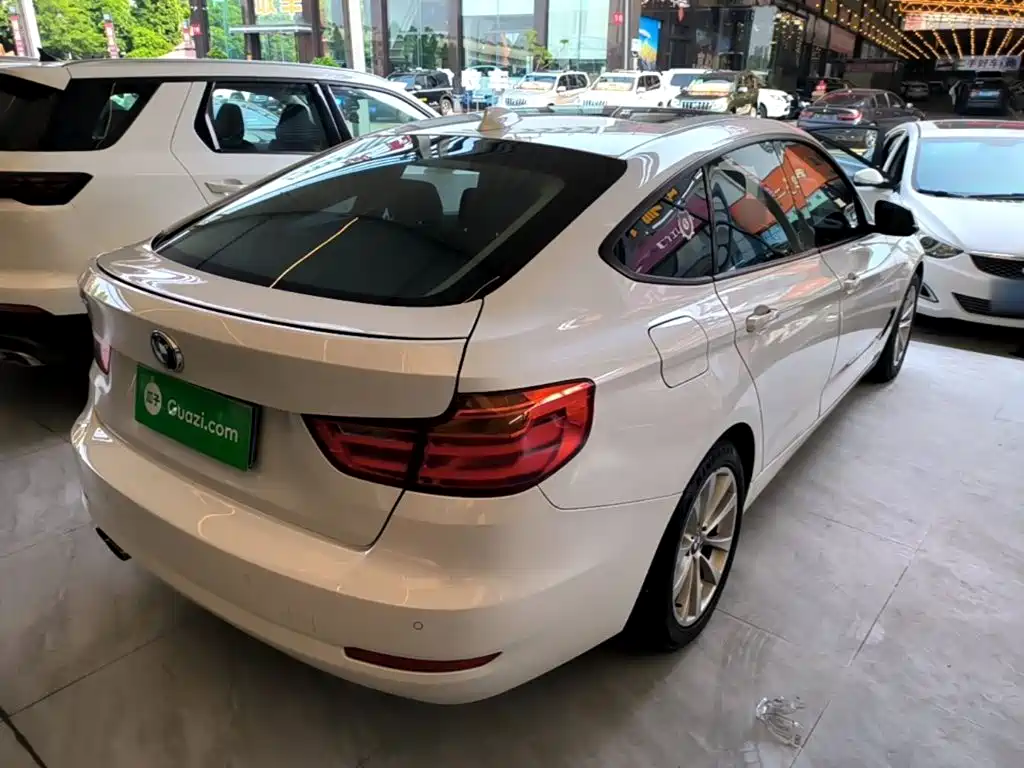 BMW 3 Series GT — миниатюра 7