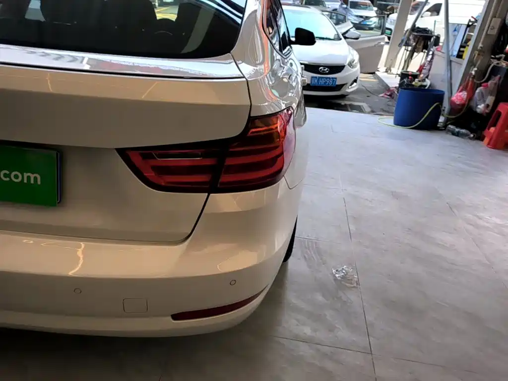BMW 3 Series GT — миниатюра 8